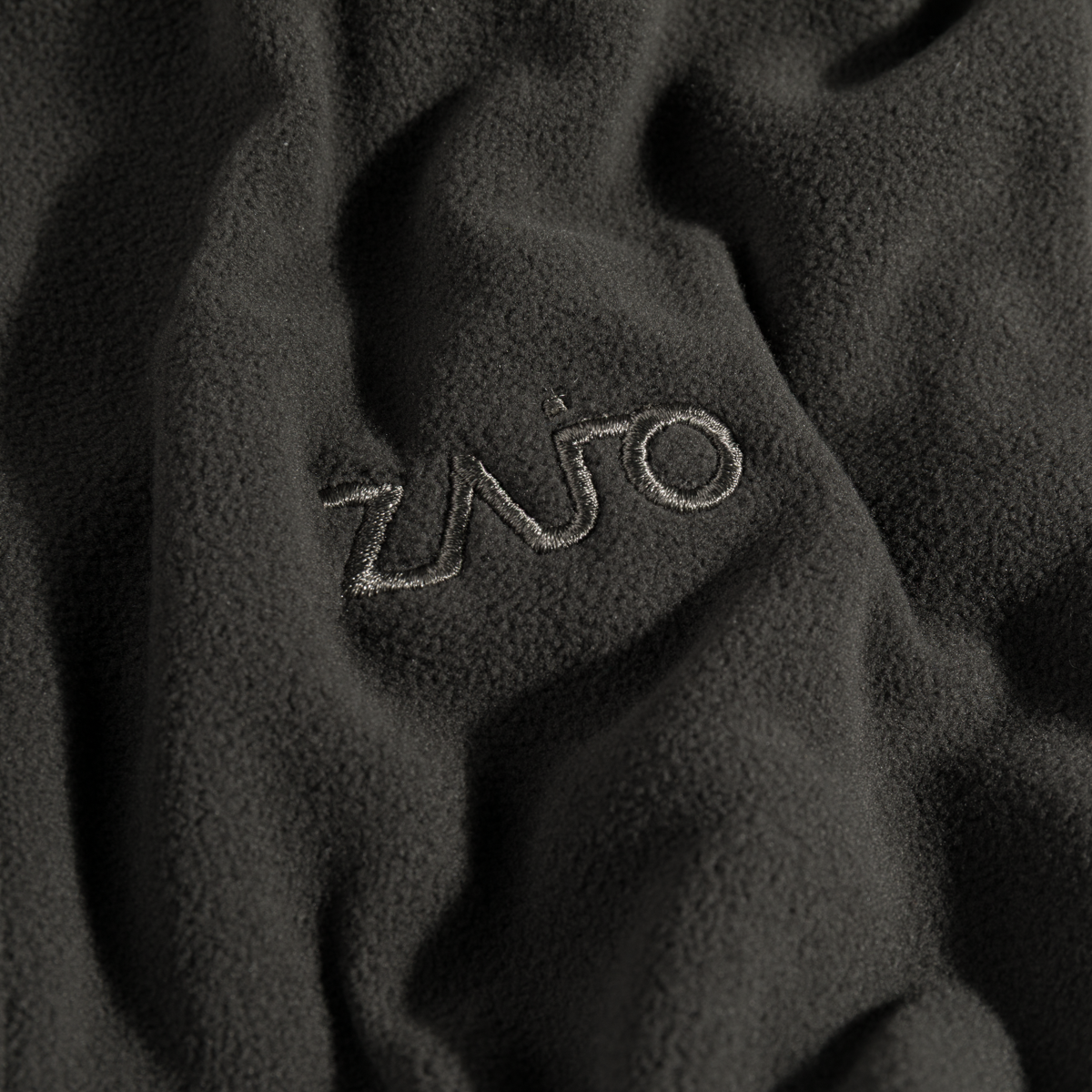 Auro Women's Fleece Zip Top — Black Olive