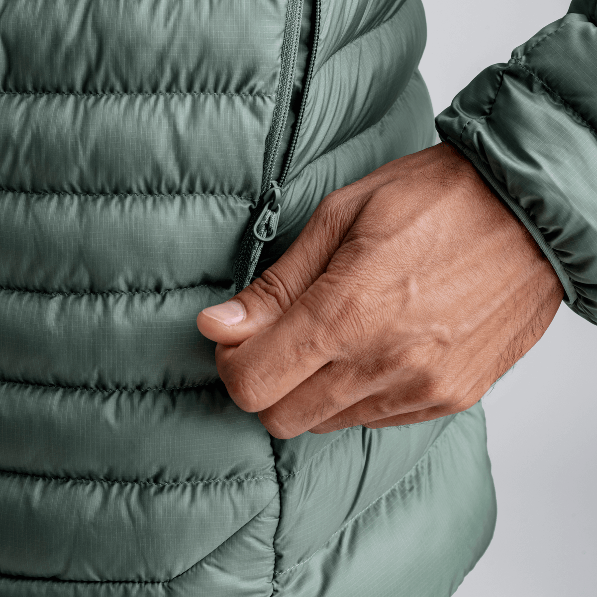 Nubaro Men's Insulated Hooded Jacket — Earth Red