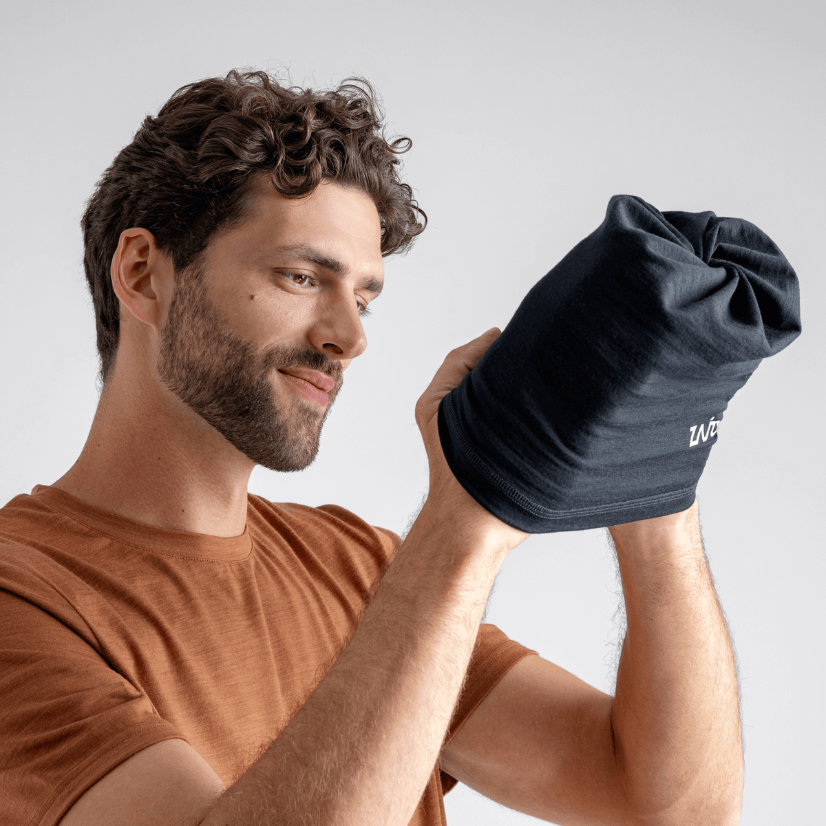 Senti Merino Multifunctional Scarf — Grey Navy
