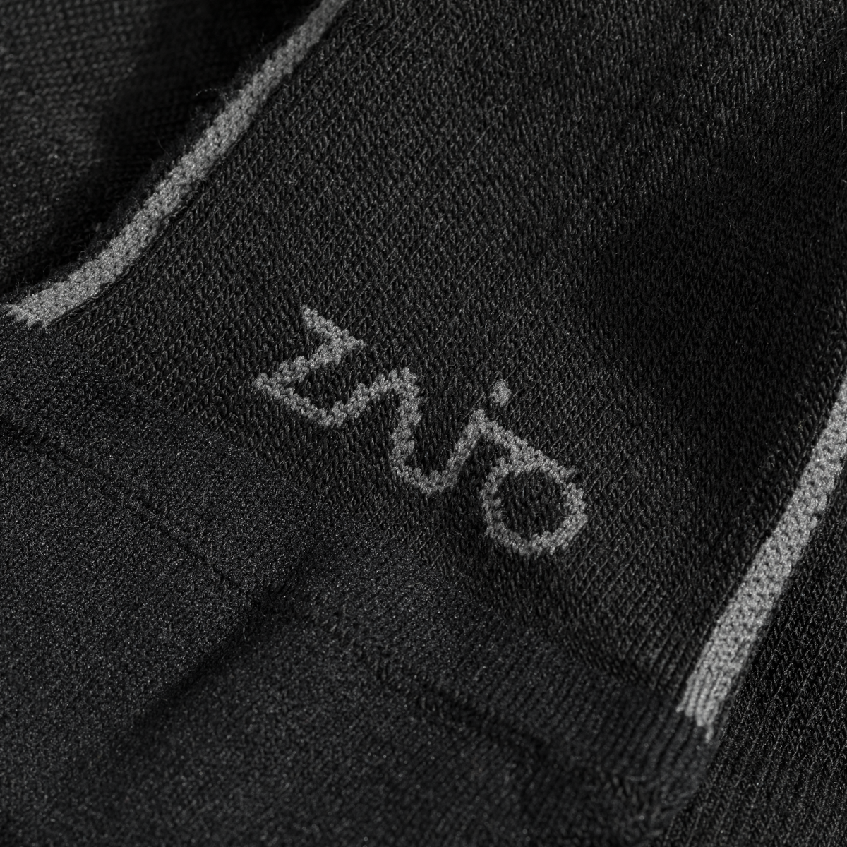 Hejma Merino Mid Socks — Black